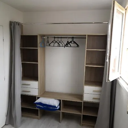 Plage, Agréable, Refait à Neuf, Lit, Hôte Réactif, Terrasse, Soleil, Paisible. * Saint-Cyprien (Pyrenees-Orientales)