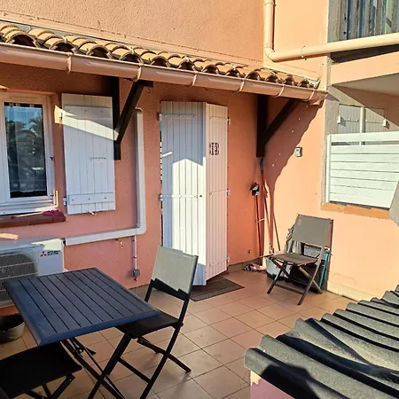 Plage, Agreable, Refait A Neuf, Lit, Reactif, Terrasse, Soleil, Paisible. *